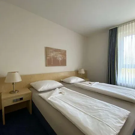 Fairway Hotel 3*