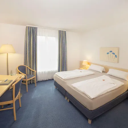 Fairway Hotel