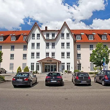 Fairway 3* Sankt Leon-Rot