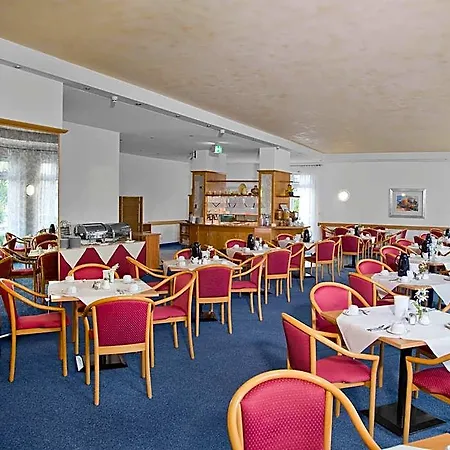 Fairway 3* Sankt Leon-Rot