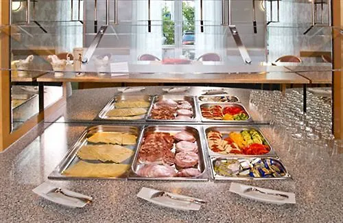 Fairway Отель 3*