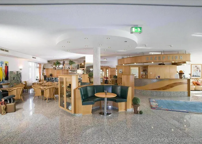 Fairway Отель 3*