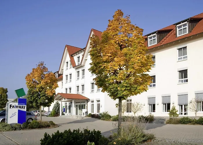 Отель Fairway